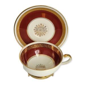 Vintage Bayreuth Gloria Fine Porcelain Bavaria Red Gold Accent Tea Cup Saucer